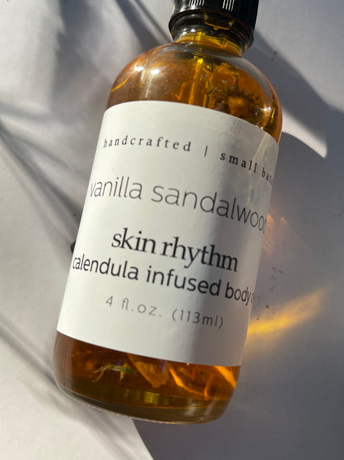Load image 1 in gallery view. Body Oil